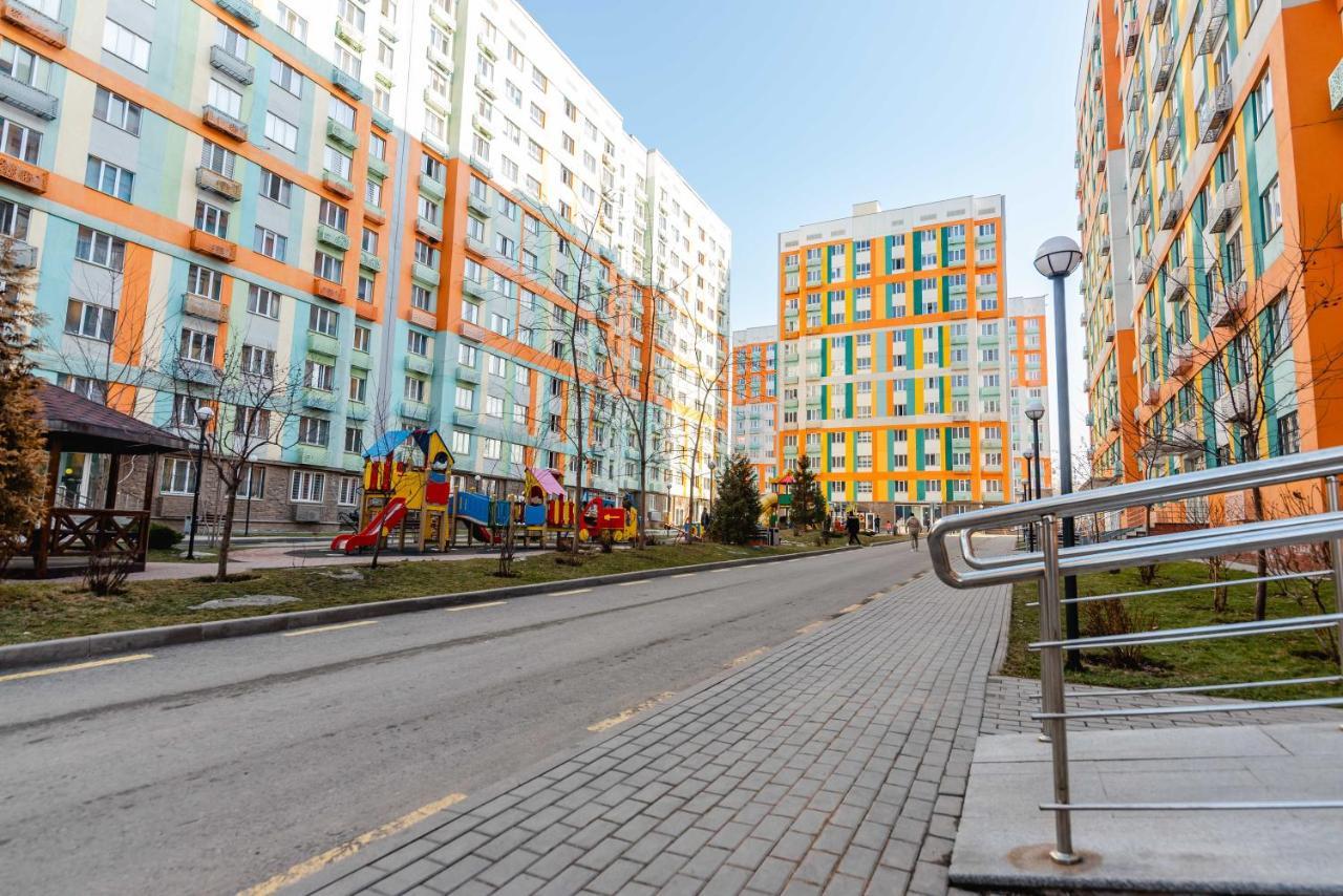 Akvarel Apartment Near Adk 阿拉木图 外观 照片